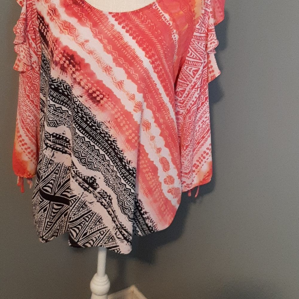 Rafaella Cold Ruffled Shoulder Blouse - Picture 3 of 13